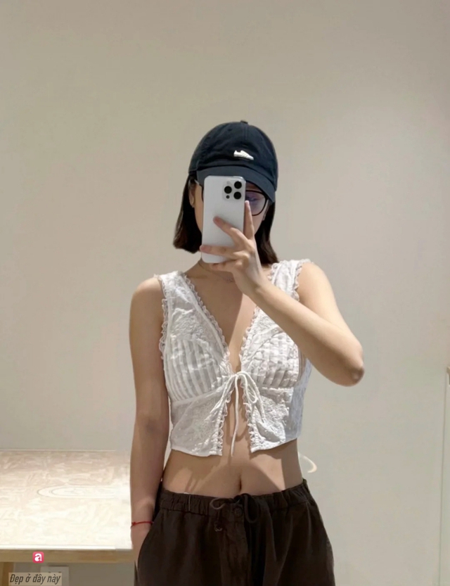 C&ocirc; n&agrave;ng n&agrave;y thử loạt &aacute;o ở Zara v&agrave; gợi &yacute; 6 thiết kế chất th&ocirc; m&aacute;t, đ&aacute;ng sắm cho chuyến du lịch h&egrave;- Ảnh 3.