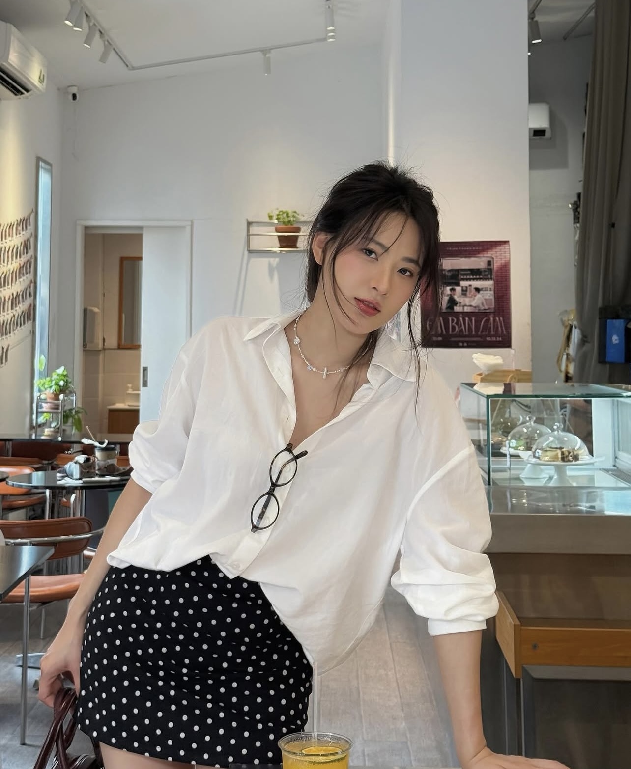 Baifern Việt Nam khoe b&oacute;ng lưng cực nuột, body sexy tr&aacute;i dấu với nhan sắc "thần ti&ecirc;n tỷ tỷ"- Ảnh 10.