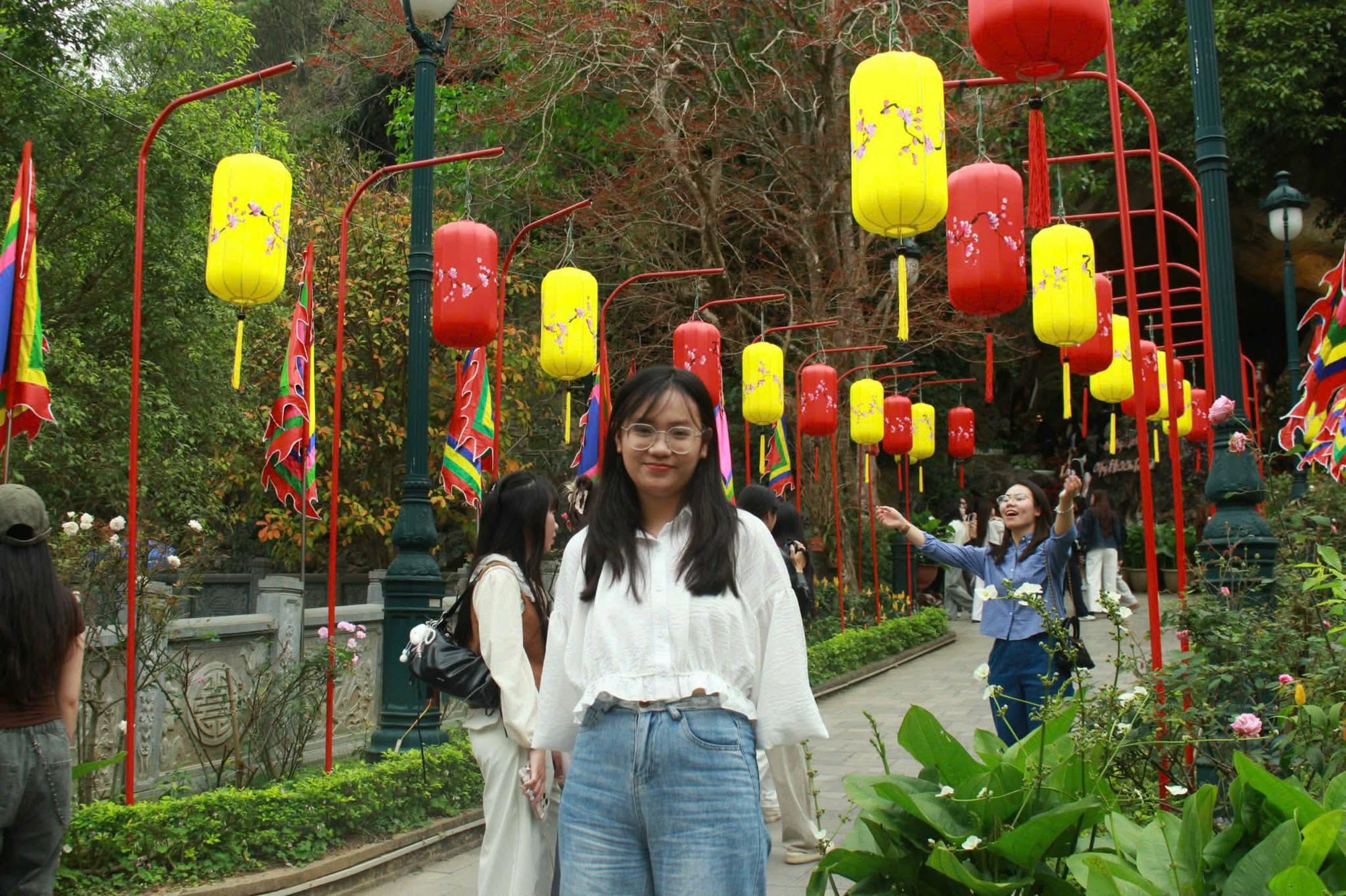 Từ tự chăm da đến gặp chuyên gia: Xu hướng mới của giới trẻ - Ảnh 1. Từ tự chăm da đến gặp chuyên gia: Xu hướng mới của giới trẻ - Ảnh 1.