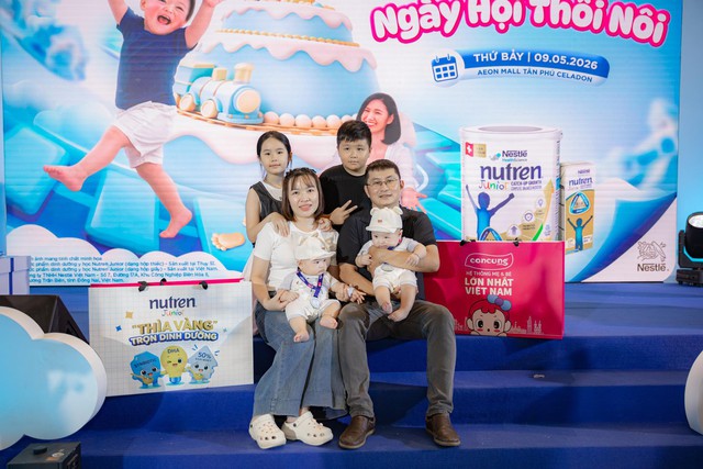 D&agrave;n hot mom c&ugrave;ng h&agrave;ng trăm gia đ&igrave;nh "đổ bộ" Ng&agrave;y hội th&ocirc;i n&ocirc;i quy m&ocirc; lớn nhất tại TP.HCM- Ảnh 5.