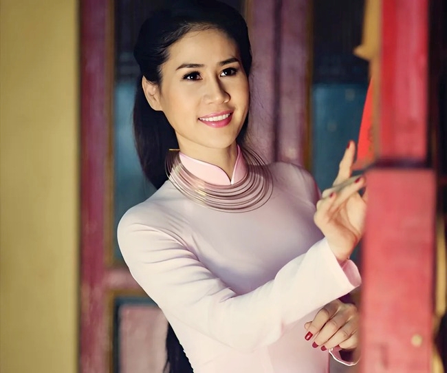 Mỹ nh&acirc;n Việt duy nhất cả đời kh&ocirc;ng được đ&oacute;ng vai ngh&egrave;o: Kh&iacute; chất sang chảnh từ trong m&aacute;u, l&agrave;m n&ocirc; tỳ cũng kh&oacute; ph&egrave;n- Ảnh 5.