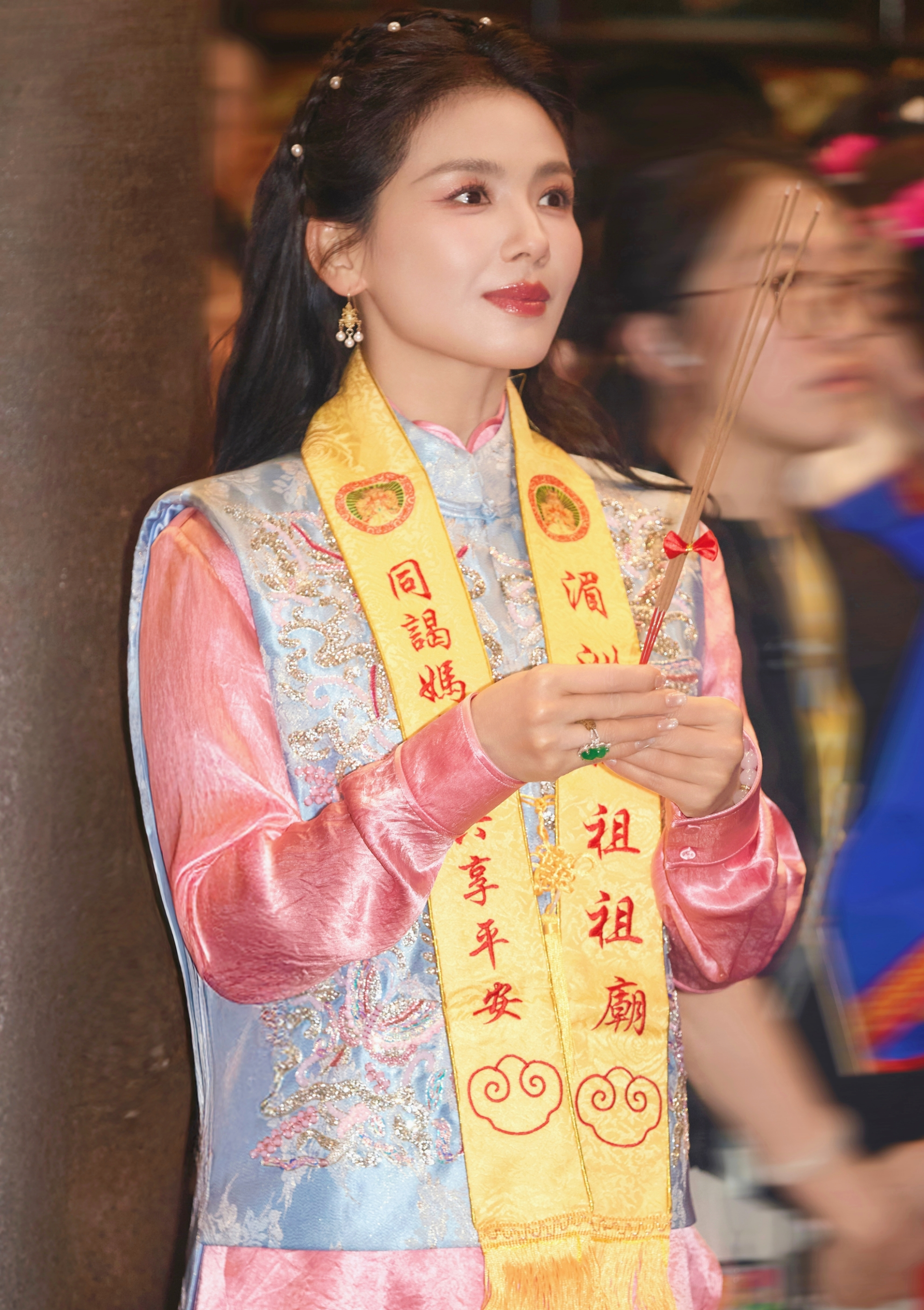 Mỹ nh&acirc;n duy nhất trong showbiz c&oacute; "bi&ecirc;n chế thi&ecirc;n đ&igrave;nh", vẻ đẹp được ch&iacute;nh th&aacute;nh thần lựa chọn- Ảnh 5.