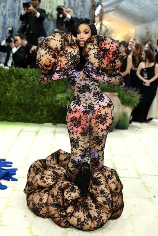 Marc Jacobs: Từ thuở h&agrave;n vi đan &aacute;o len kiếm sống đến "&ocirc;ng ho&agrave;ng" thời trang ph&iacute;a sau c&aacute;c n&agrave;ng thơ ở Met Gala- Ảnh 8.