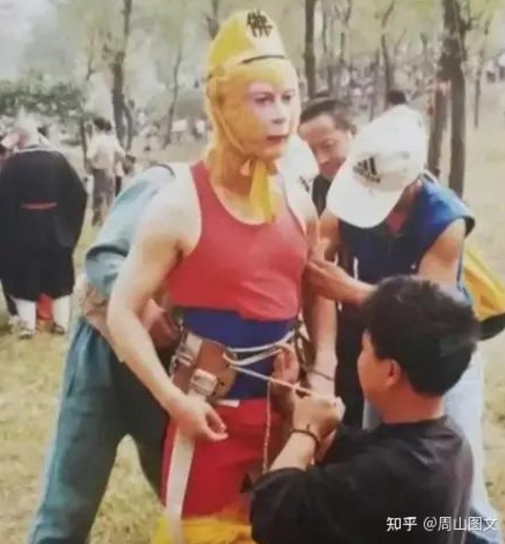 Ảnh hậu trường hiếm c&oacute; &iacute;t người biết của "T&acirc;y du k&yacute;"- Ảnh 7.
