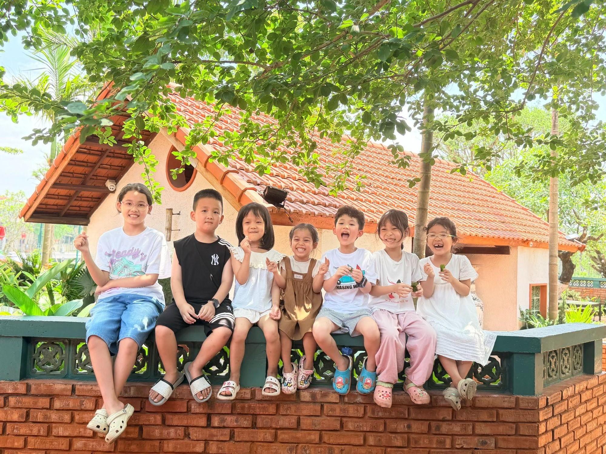 Chuyến "x&ecirc; dịch" 8 ng&agrave;y H&agrave; Nội - Đ&agrave; Nẵng của 4 gia đ&igrave;nh: Tự l&aacute;i &ocirc; t&ocirc;, chi ph&iacute; chỉ 20 triệu/nh&agrave;, b&iacute; k&iacute;p nằm ở bảng chi ti&ecirc;u "thần th&aacute;nh" - Ảnh 1.