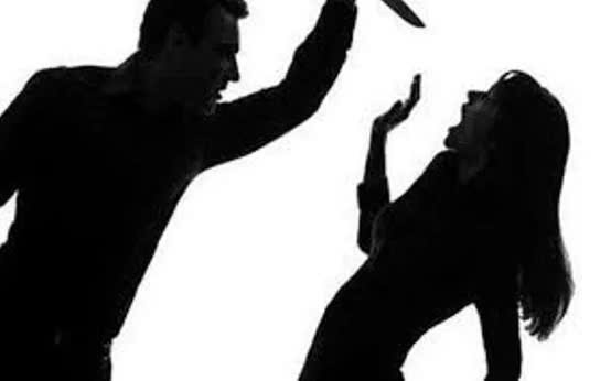 Người phụ nữ tử vong ở ph&ograve;ng ngủ với nhiều vết đ&acirc;m, c&ocirc;ng an truy t&igrave;m chồng cũ- Ảnh 1.