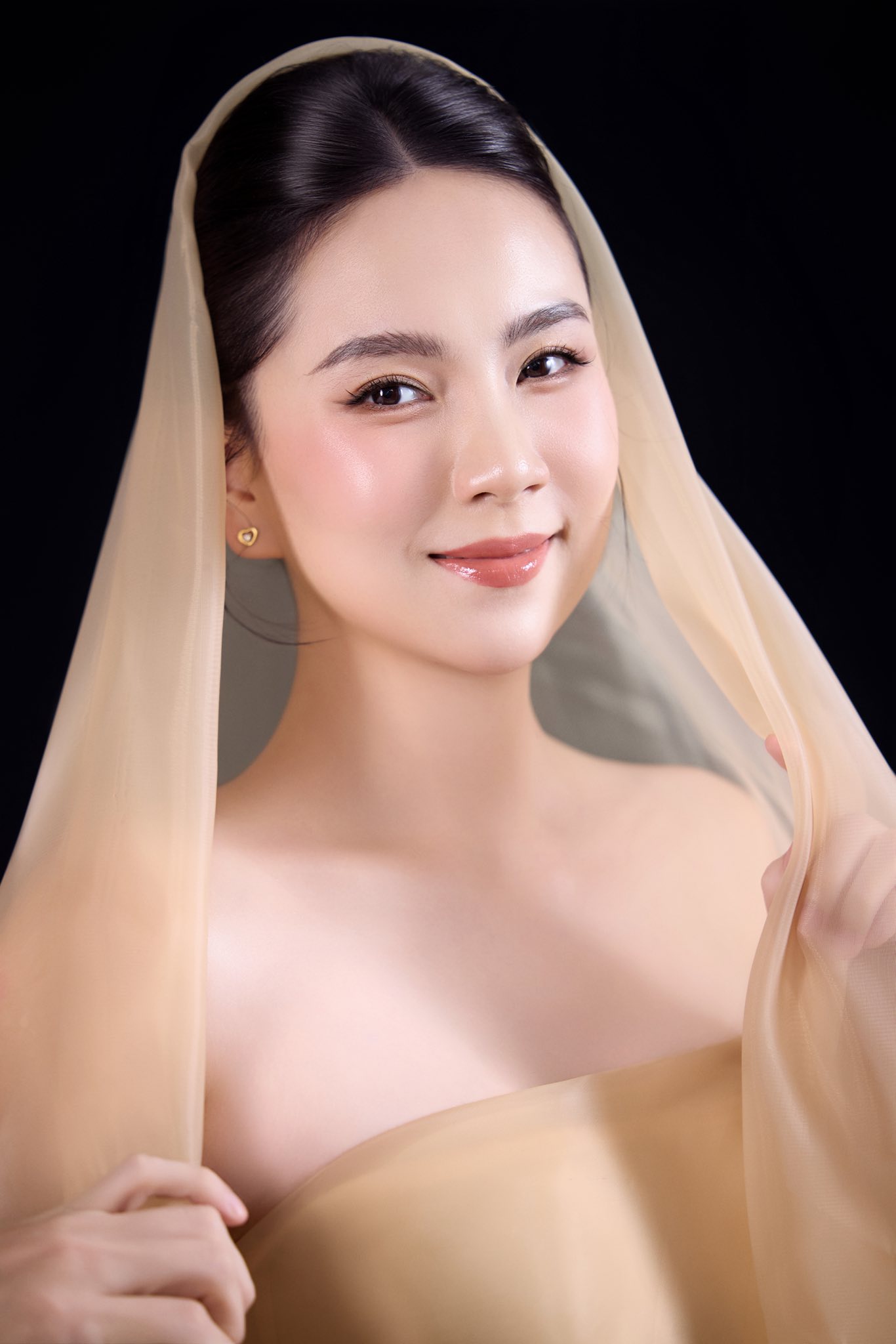 Con trai vừa tr&ograve;n 1 tuổi, Mai Ngọc bất ngờ đăng ảnh bầu- Ảnh 1.