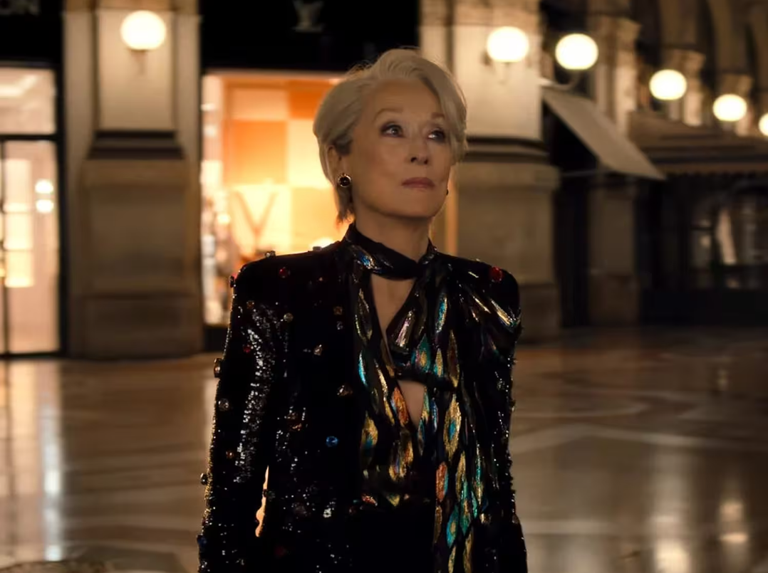 The Devil Wears Prada 2: Kh&uacute;c bi ca đẹp đẽ cho một ng&agrave;nh c&ocirc;ng nghiệp đang lụi t&agrave;n- Ảnh 10.