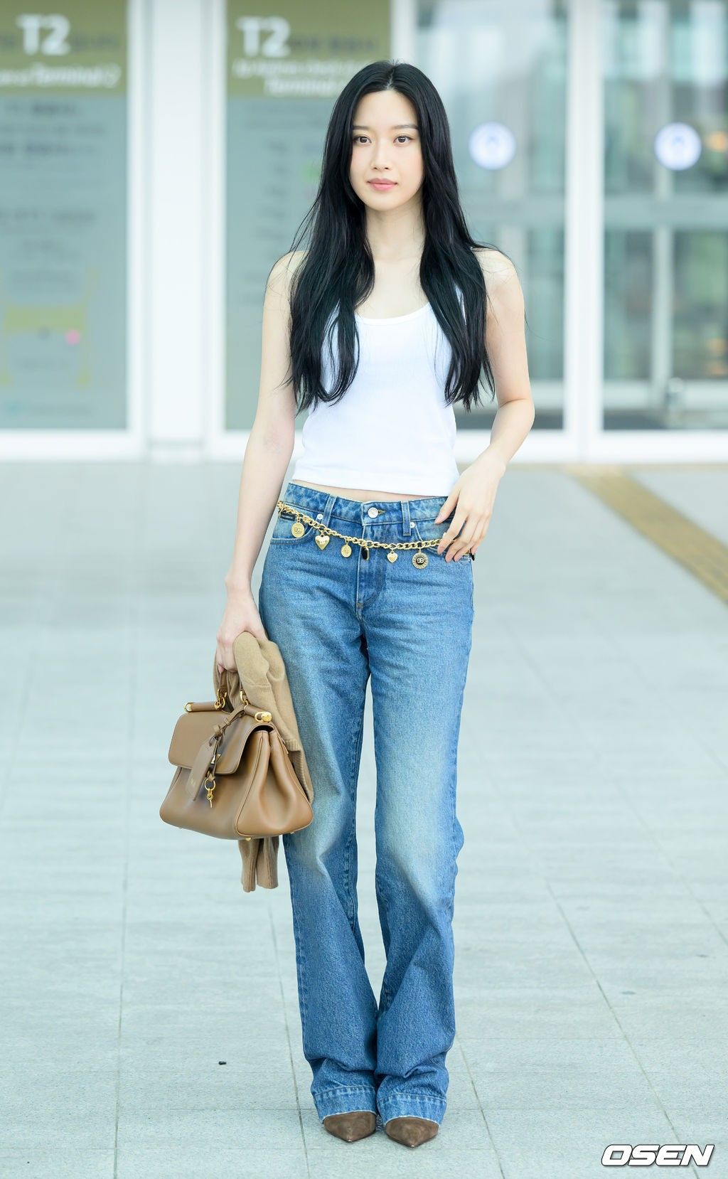 Mỹ nh&acirc;n showbiz sở hữu body đẹp s&aacute;t phạt, gu thời trang thảm đỏ hay đời thường đều đỉnh "kịch trần"- Ảnh 12.