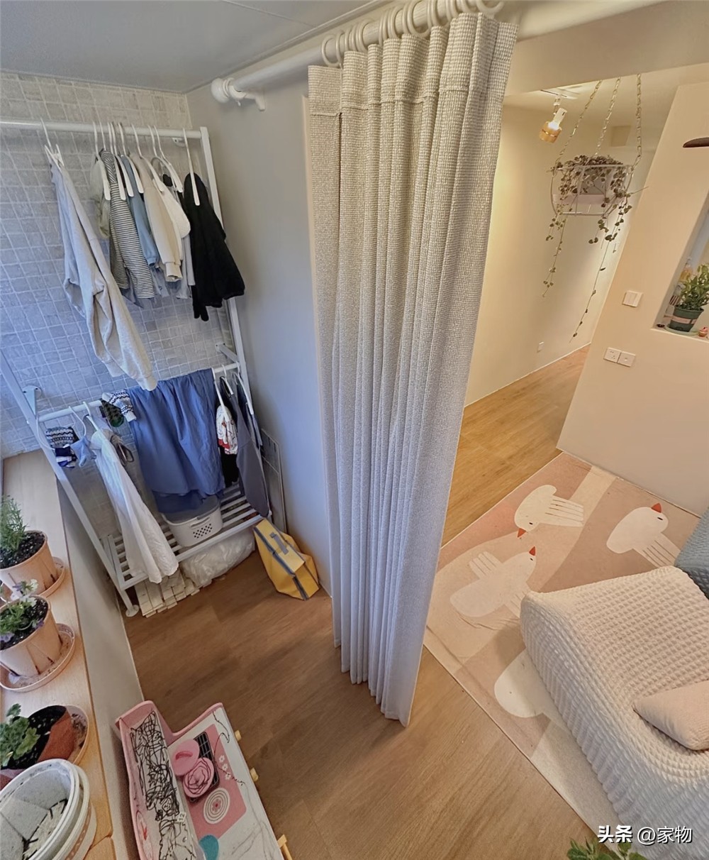 Chi 108 triệu đồng cải tạo căn hộ 42m&sup2;: Gia đ&igrave;nh 3 người bỏ hẳn 1 ph&ograve;ng ngủ để đổi lấy điều nhiều người ở chung cư đang thiếu - Ảnh 12.