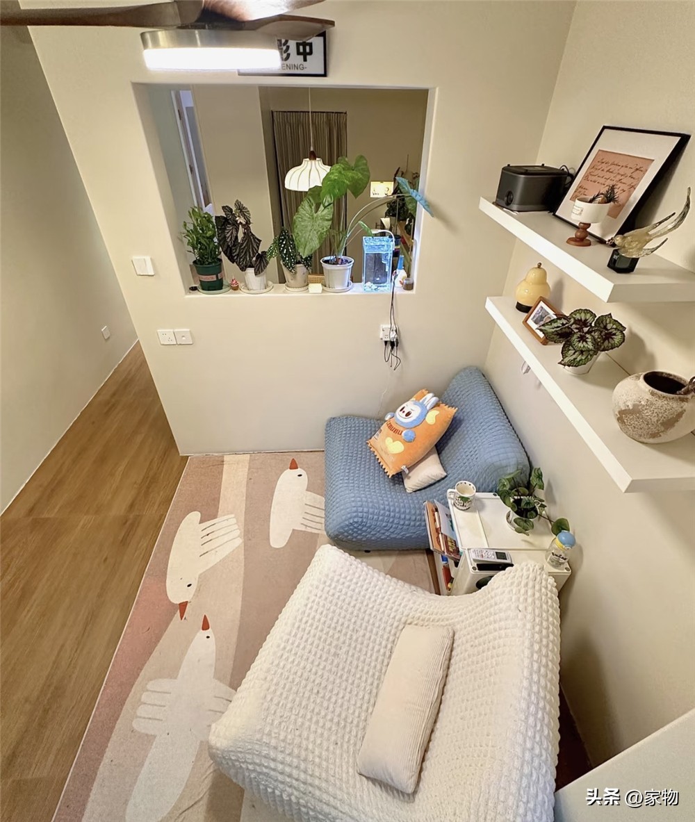 Chi 108 triệu đồng cải tạo căn hộ 42m&sup2;: Gia đ&igrave;nh 3 người bỏ hẳn 1 ph&ograve;ng ngủ để đổi lấy điều nhiều người ở chung cư đang thiếu - Ảnh 4.