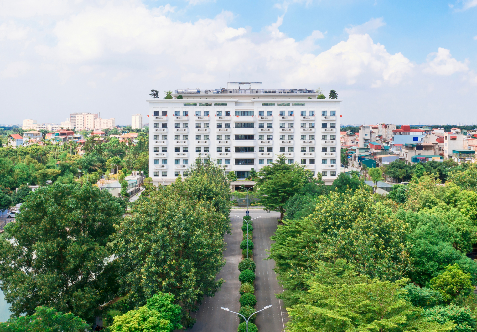 Kh&ocirc;ng chỉ l&agrave; viện dưỡng l&atilde;o, đ&acirc;y c&ograve;n l&agrave; &ldquo;thi&ecirc;n đường nghỉ dưỡng&rdquo; cho tuổi gi&agrave;- Ảnh 1.