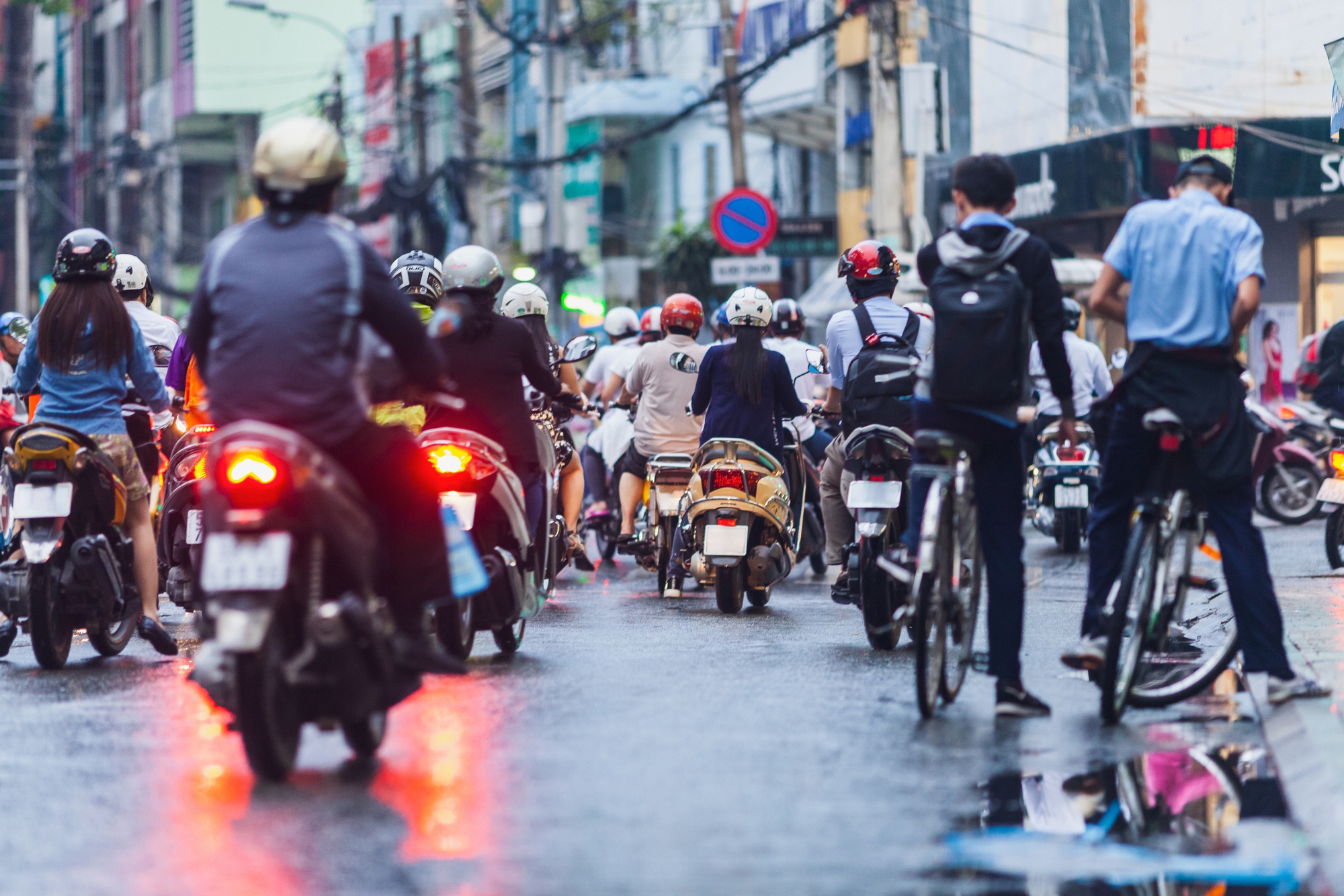 Bất ngờ l&yacute; do h&agrave;ng triệu người Việt Nam kh&ocirc;ng thể ra đường nếu thiếu ứng dụng chỉ đường - Ảnh 3.