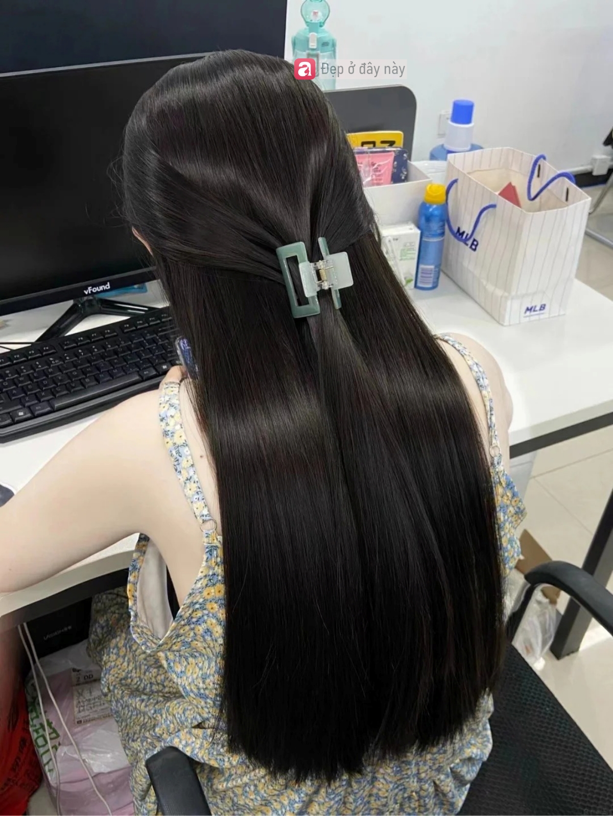 Phương ph&aacute;p ủ t&oacute;c bằng giấy bạc đang nổi khắp: Nh&igrave;n đơn giản nhưng hiệu quả kh&aacute; bất ngờ - Ảnh 1.