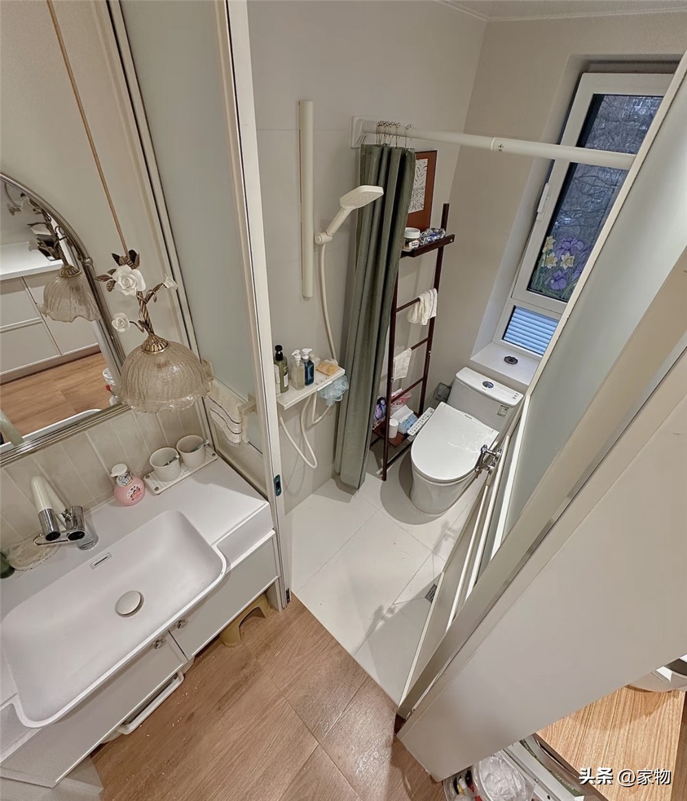 Chi 108 triệu đồng cải tạo căn hộ 42m&sup2;: Gia đ&igrave;nh 3 người bỏ hẳn 1 ph&ograve;ng ngủ để đổi lấy điều nhiều người ở chung cư đang thiếu - Ảnh 3.