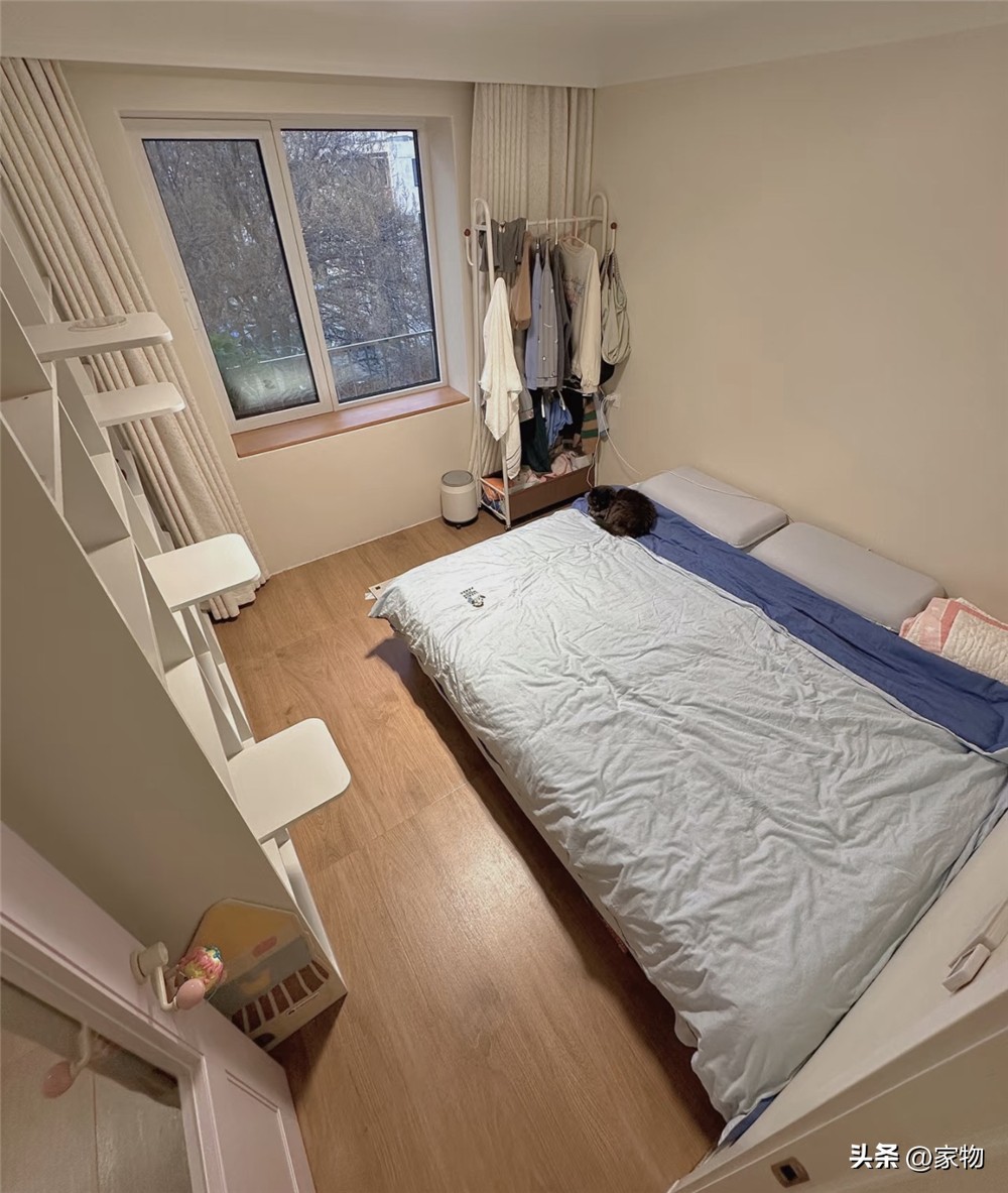 Chi 108 triệu đồng cải tạo căn hộ 42m&sup2;: Gia đ&igrave;nh 3 người bỏ hẳn 1 ph&ograve;ng ngủ để đổi lấy điều nhiều người ở chung cư đang thiếu - Ảnh 7.