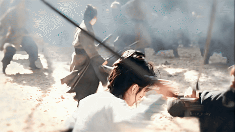 Clip chỉ c&oacute; v&agrave;i gi&acirc;y đang "g&acirc;y b&atilde;o" c&otilde;i mạng: Nhan sắc v&ocirc; thực n&agrave;o vừa tạo ra khoảnh khắc thần th&aacute;nh nhất m&agrave;n ảnh cổ trang?- Ảnh 3.