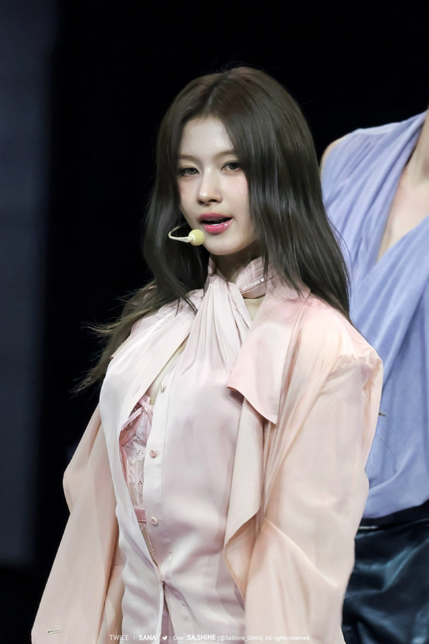 Đ&atilde; hiểu l&yacute; do đ&acirc;y l&agrave; mỹ nh&acirc;n đẹp nhất thế giới, n&oacute;i ngoại lệ showbiz cũng kh&ocirc;ng ngoa - Ảnh 3.