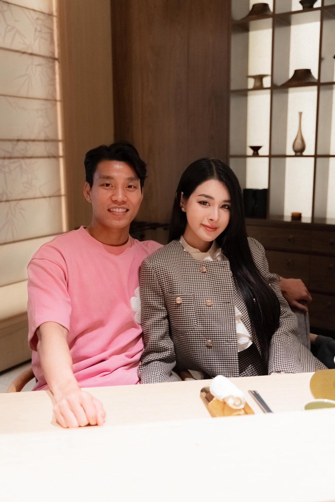Trần B&iacute;ch Hạnh - vợ Văn Thanh l&ecirc;n &ldquo;hot search&rdquo; trong ng&agrave;y cưới v&igrave; kiểu t&oacute;c lạ, trả lời chuyện c&oacute; tin vui- Ảnh 5.