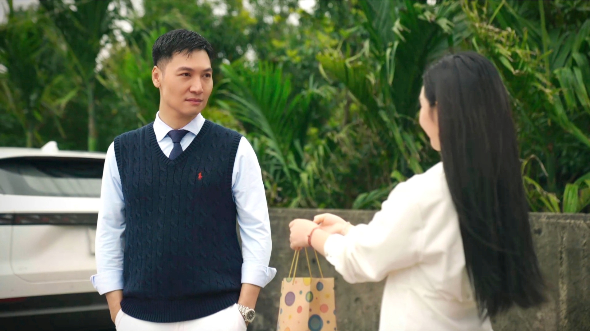 Kh&ocirc;ng thể chấp nhận kết phim Bước Ch&acirc;n V&agrave;o Đời- Ảnh 4.