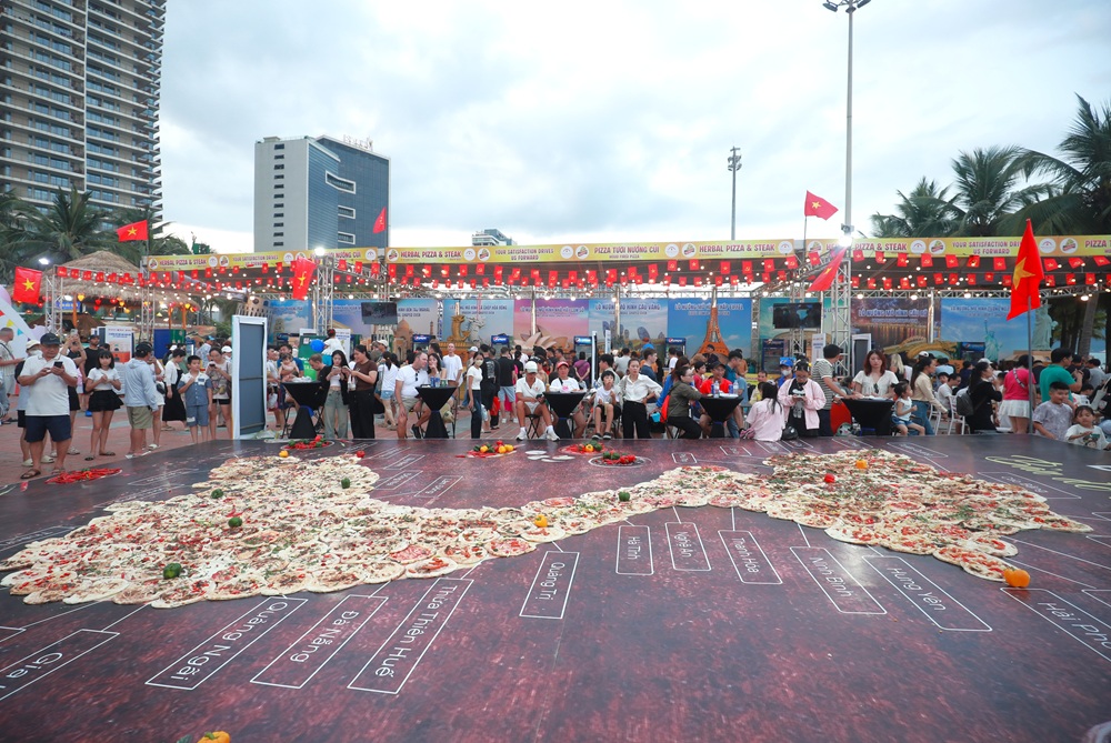 Cảnh tượng tr&ecirc;n bờ biển Đ&agrave; Nẵng khiến nhiều người bất ngờ, nhận x&eacute;t: Kh&ocirc;ng tin v&agrave;o mắt m&igrave;nh - Ảnh 4.