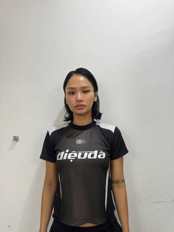 Miu L&ecirc;: T&ocirc;i sợ đọc comment với những lời kh&ocirc;ng hay về m&igrave;nh, bodyshaming bằng từ ngữ rất đau l&ograve;ng - Ảnh 1.