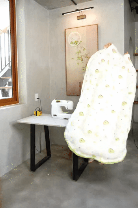 Miệt m&agrave;i l&agrave;m n&ocirc;i, may nệm, chuẩn bị gấu b&ocirc;ng cho con, cuối c&ugrave;ng TikToker &Uacute;t Về Vườn cũng sinh con đầu l&ograve;ng- Ảnh 6.