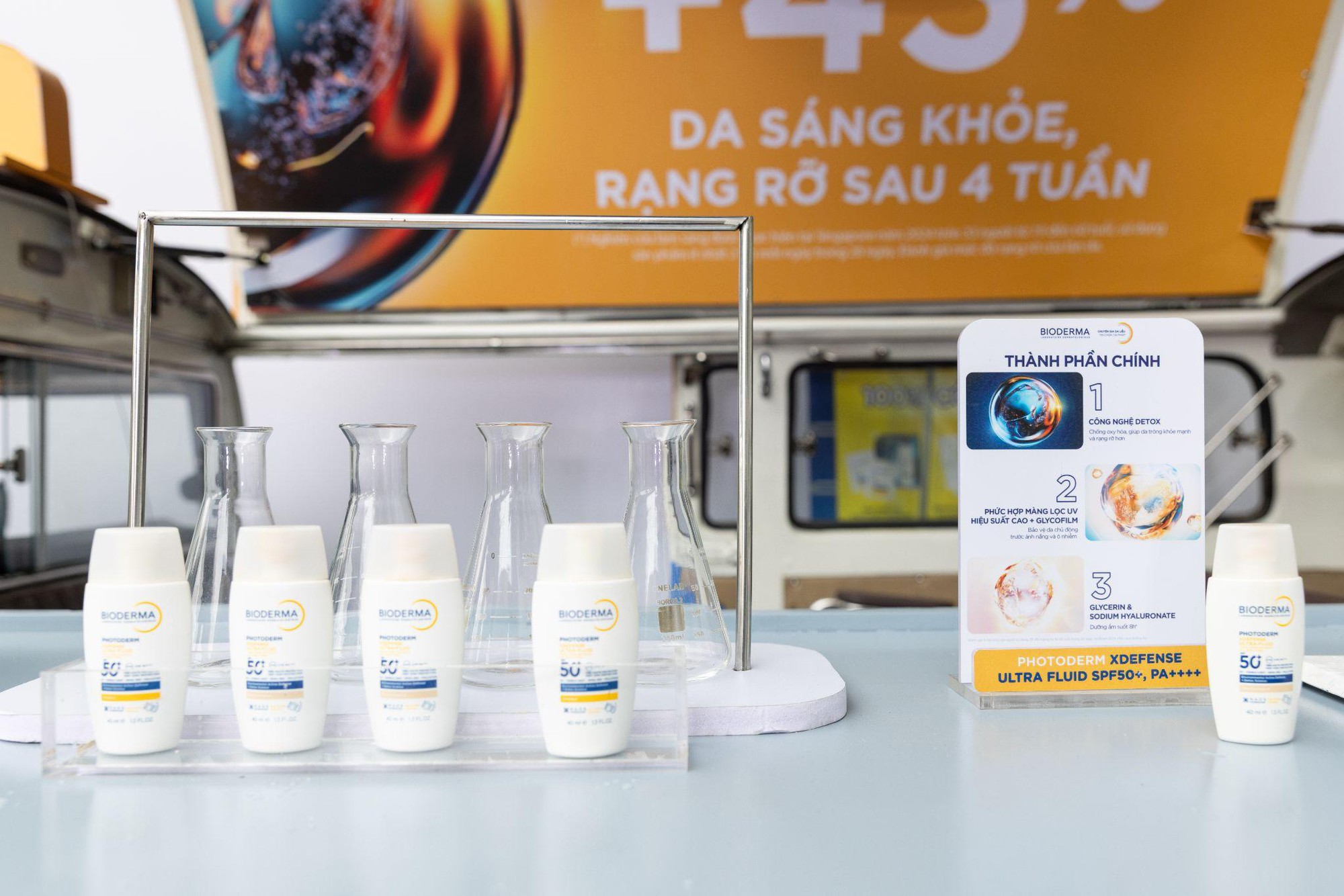 BIODERMA h&ograve;a chung cảm x&uacute;c c&ugrave;ng người h&acirc;m mộ trong sự kiện Meet & Greet với ca sĩ Vương B&igrave;nh - Ảnh 5.