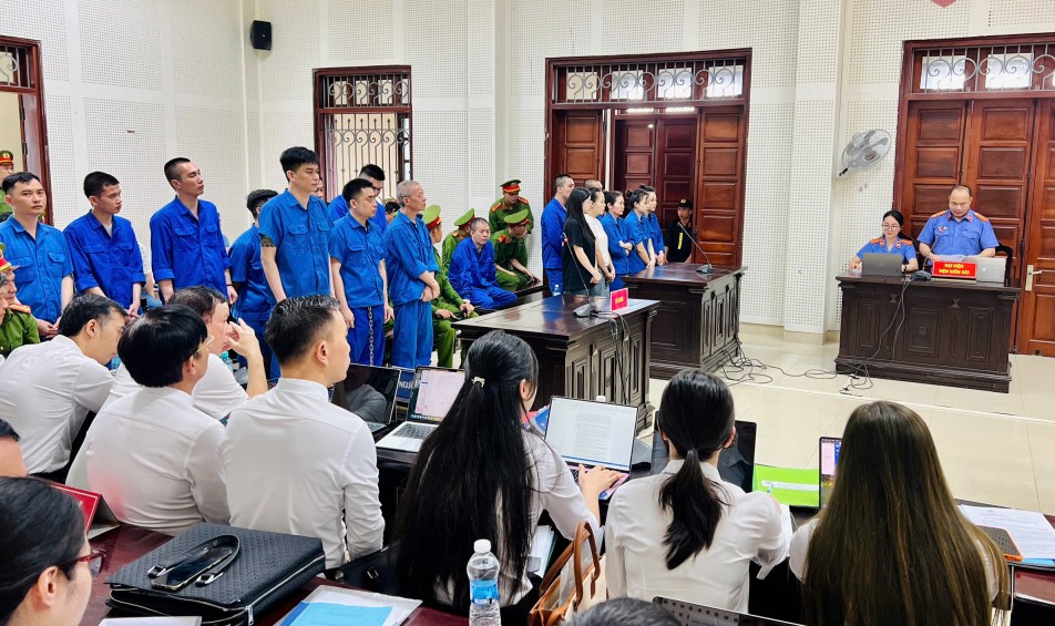 Bùi Đình Khánh và đồng phạm bị tuyên án tử hình trong vụ án ma túy 2026 - Ảnh 1. Bùi Đình Khánh và đồng phạm bị tuyên án tử hình trong vụ án ma túy 2026 - Ảnh 1.