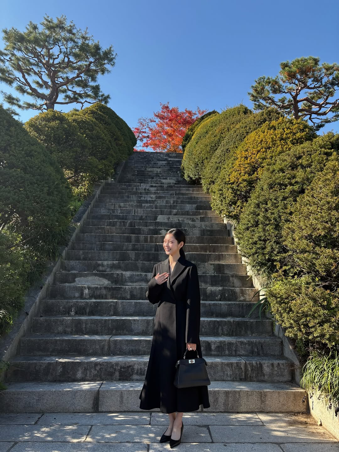 Nữ phụ g&acirc;y sốt m&agrave;n ảnh với kh&iacute; chất "perfect queen": Mặc đẹp kh&ocirc;ng cần cố, diện outfit n&agrave;o cũng thấy sang- Ảnh 5.