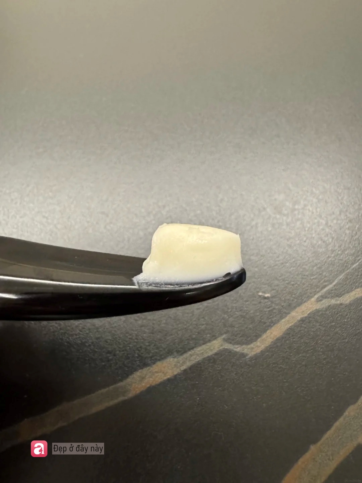 Sau tuổi 40, t&ocirc;i mới hiểu: Gương mặt trẻ l&acirc;u kh&ocirc;ng chỉ nhờ collagen m&agrave; c&ograve;n nhờ biết &ldquo;nu&ocirc;i&rdquo; lại h&agrave;ng r&agrave;o da- Ảnh 7.