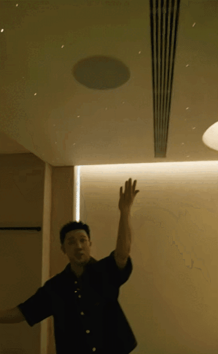 "MC quốc d&acirc;n" cưới vợ H&agrave;n xinh như mộng: Sở hữu t&agrave;i sản hơn 1.000 tỉ, sống trong căn hộ sang hơn resort- Ảnh 8.