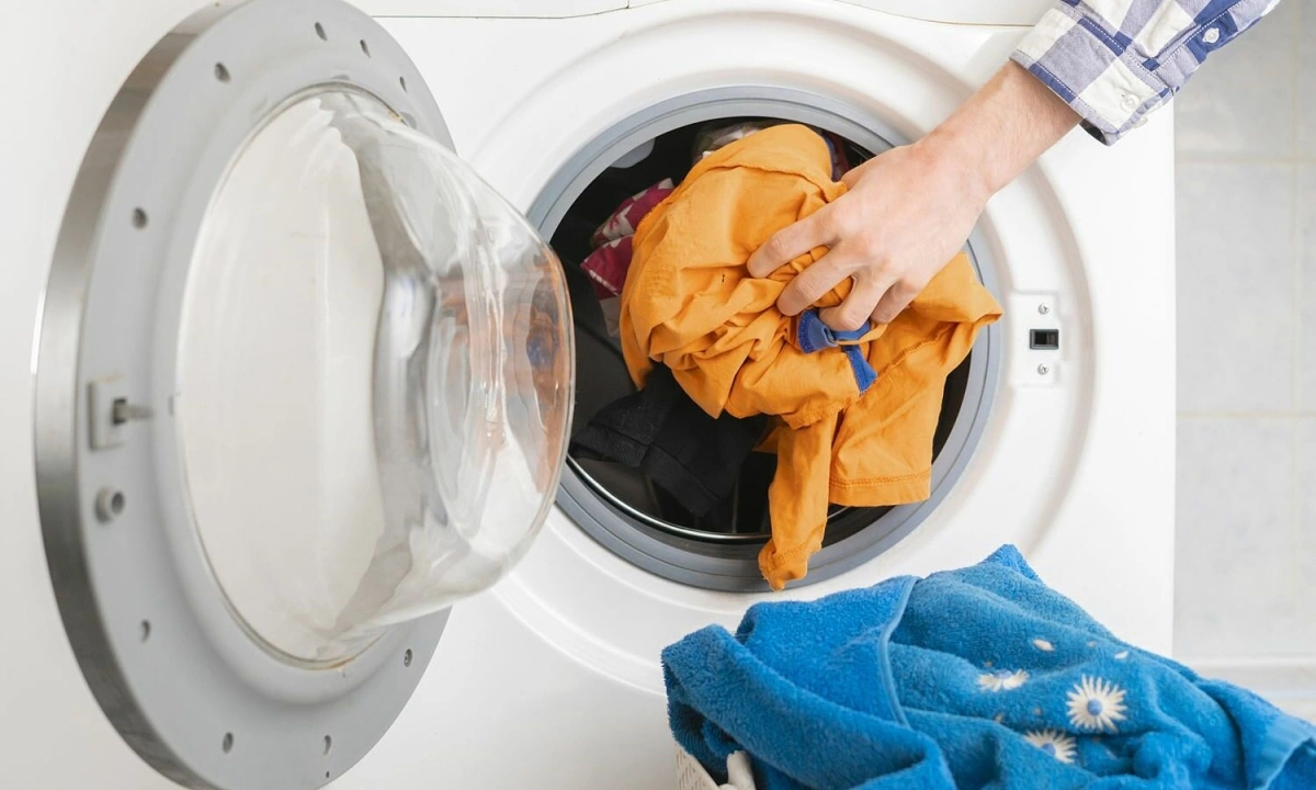 Số 7kg, 10kg tr&ecirc;n m&aacute;y giặt l&agrave; khối lượng quần &aacute;o kh&ocirc; hay ướt? Nhiều gia đ&igrave;nh d&ugrave;ng cả chục năm vẫn hiểu sai- Ảnh 2.