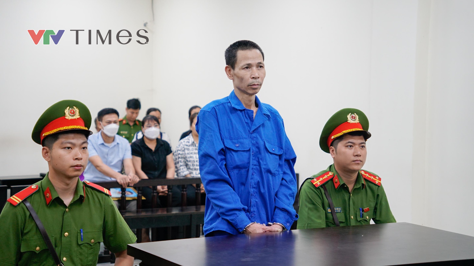 Tuy&ecirc;n &aacute;n tử h&igrave;nh kẻ đốt qu&aacute;n c&agrave; ph&ecirc; khiến 11 người tử vong ở H&agrave; Nội- Ảnh 3.