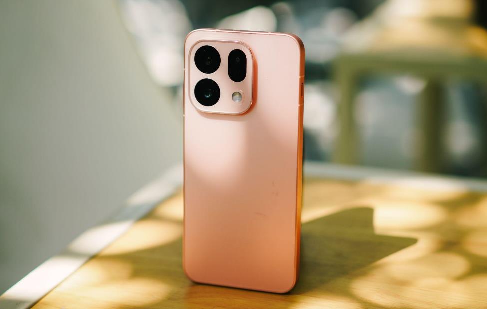 OPPO Find X9s - Sự lựa chọn phù hợp để có chiếc Hasselblad đầu tiên của giới trẻ - Ảnh 1. OPPO Find X9s - Sự lựa chọn phù hợp để có chiếc Hasselblad đầu tiên của giới trẻ - Ảnh 1.