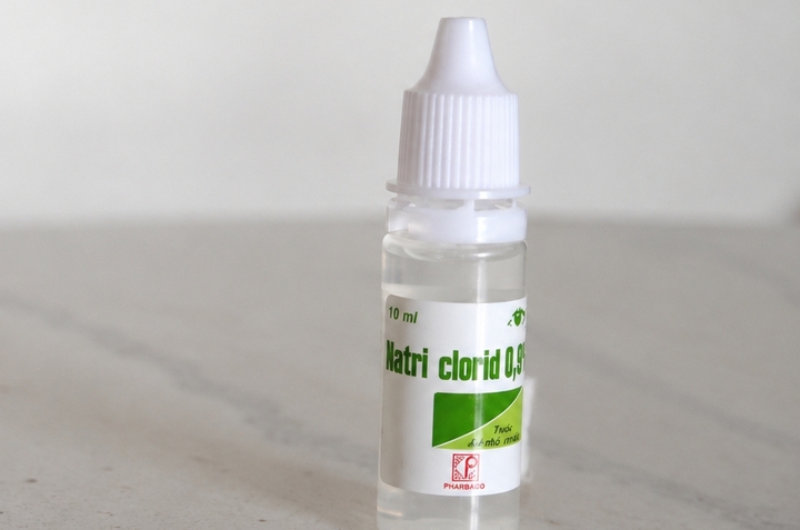 Thuốc nhỏ mắt Natri clorid 0,9% bị thu hồi, c&ocirc;ng ty Pharmedic n&oacute;i &lsquo;vẫn an to&agrave;n&rsquo;- Ảnh 1.