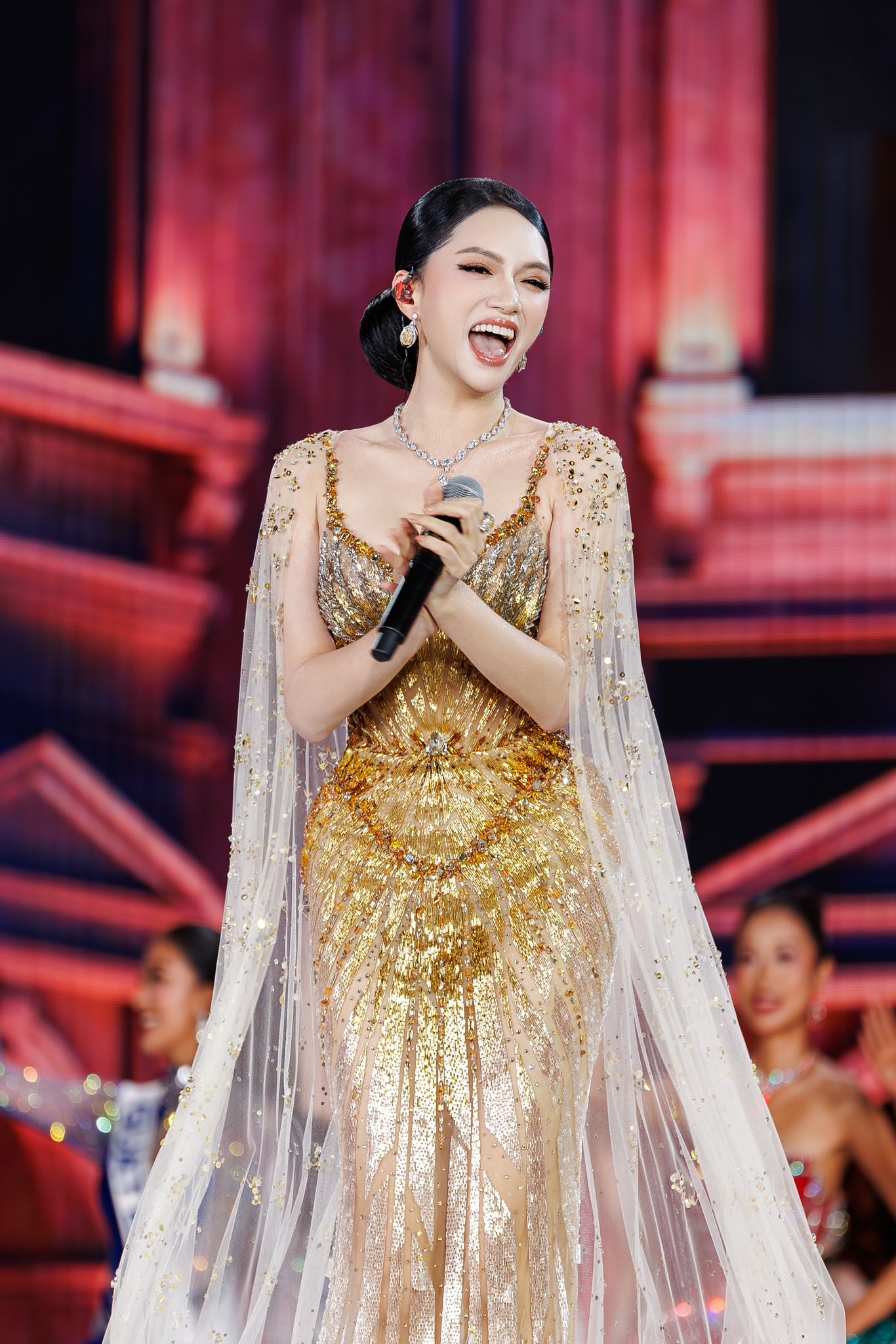 Chưa thi nhưng Hương Giang đ&atilde; được dự đo&aacute;n đăng quang Miss Grand International- Ảnh 2.