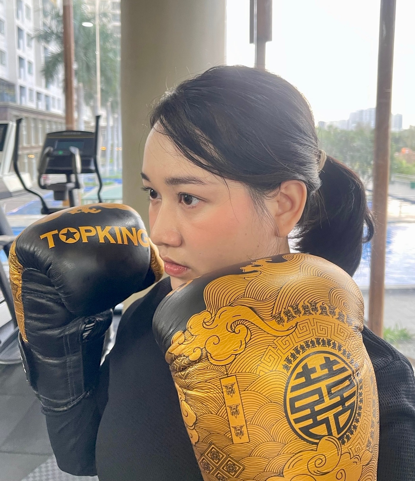 Tr&uacute;c Anh (Mắt Biếc) r&atilde; rời sau buổi tập boxing h&ugrave;ng hục, thế mới thấy lấy lại vibe "n&agrave;ng thơ" đ&acirc;u c&oacute; dễ d&agrave;ng!- Ảnh 7.