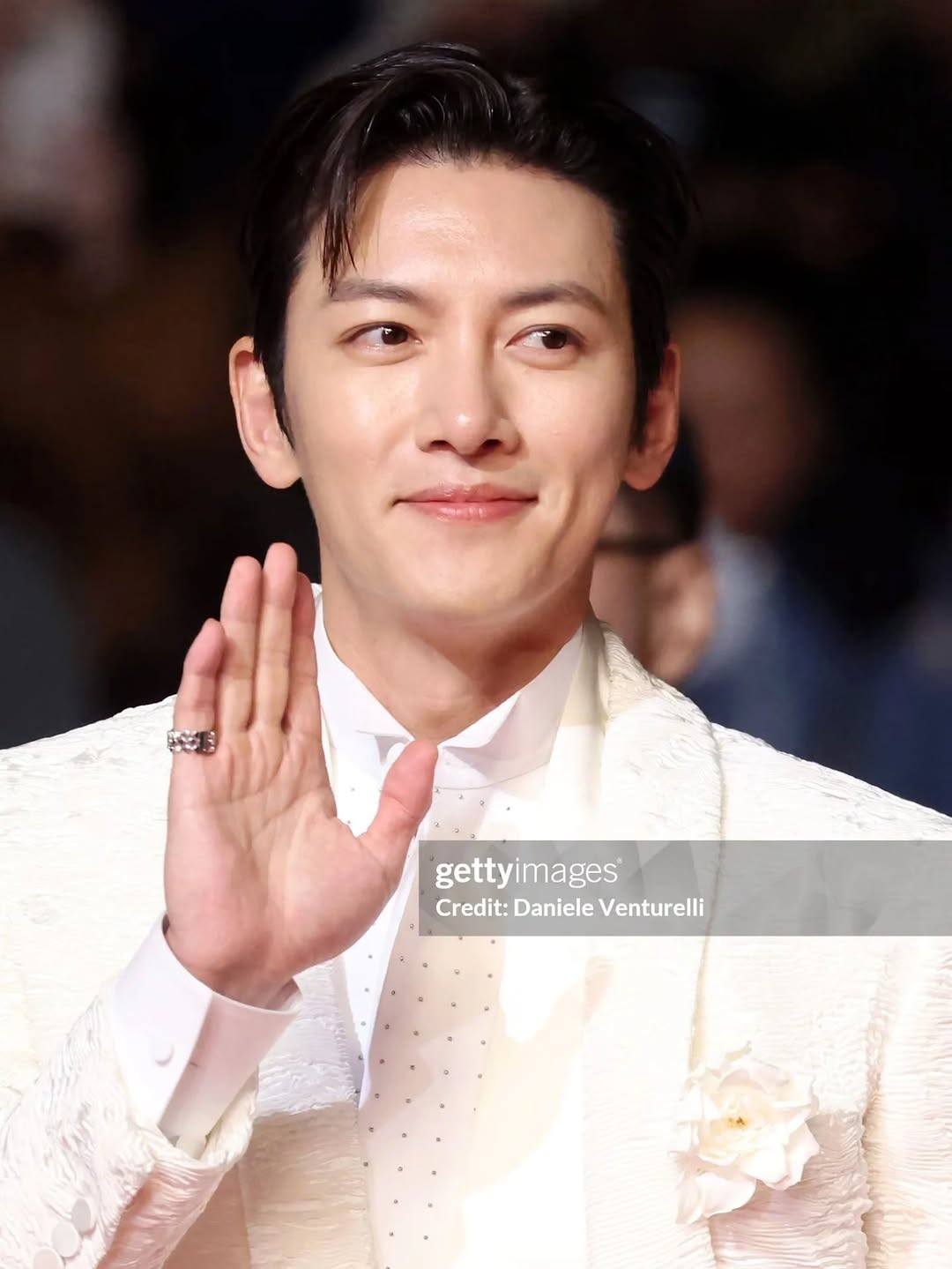 Cặp đ&ocirc;i đẹp nhất Cannes 2026 đ&acirc;y rồi: Nh&agrave; g&aacute;i l&agrave; nữ thần chảnh nhất showbiz, nh&agrave; trai visual đỉnh d&atilde; man- Ảnh 1.