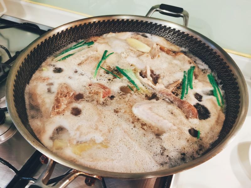 Kh&ocirc;ng phải thịt g&agrave; hay thịt b&ograve;, đ&acirc;y l&agrave; 3 m&oacute;n si&ecirc;u ngon từ 3 loại thịt bạn n&ecirc;n nấu cho gia đ&igrave;nh ăn v&agrave;o m&ugrave;a h&egrave;- Ảnh 14.