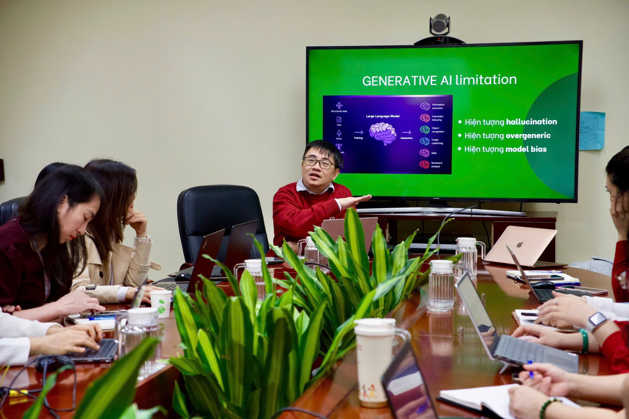 Kỷ nguy&ecirc;n c&ocirc;ng ty si&ecirc;u gọn: Một người, nhiều AI, vận h&agrave;nh như cả doanh nghiệp- Ảnh 2.