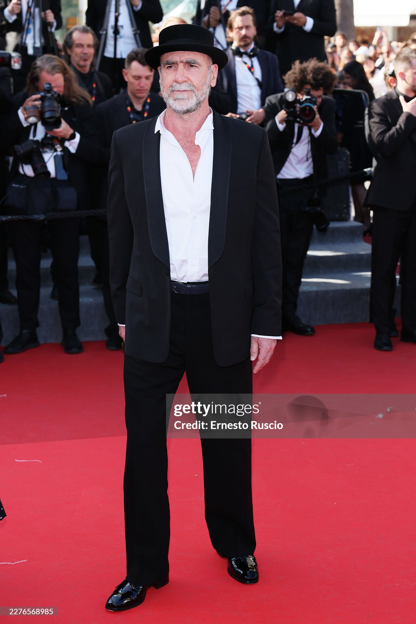 Thảm đỏ Cannes ng&agrave;y 5: "Chị đại" Chompoo Araya chiếm trọn spotlight, si&ecirc;u mẫu Nga ngang nhi&ecirc;n hở bạo phạm quy- Ảnh 29.