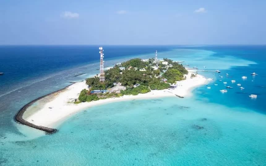5 du kh&aacute;ch Italy thiệt mạng khi lặn hang ở Maldives- Ảnh 1.