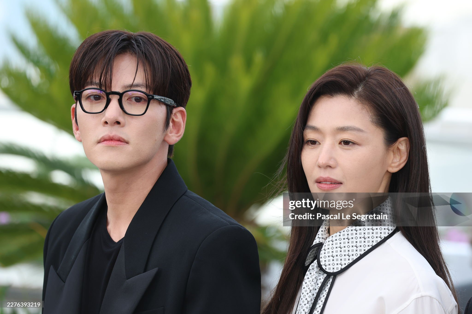 Mặt thật của "tổng t&agrave;i số khổ" vừa xuất hiện b&ecirc;n Jeon Ji Hyun: 39 tuổi bị d&iacute; đến c&ugrave;ng v&igrave; qu&aacute; đẹp trai- Ảnh 2.