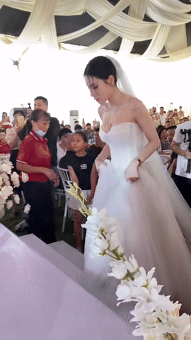 Trần B&iacute;ch Hạnh l&agrave;m c&ocirc; d&acirc;u lần 2, nhan sắc khiến cả c&otilde;i mạng b&agrave;n t&aacute;n- Ảnh 3.