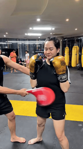 Tr&uacute;c Anh (Mắt Biếc) r&atilde; rời sau buổi tập boxing h&ugrave;ng hục, thế mới thấy lấy lại vibe "n&agrave;ng thơ" đ&acirc;u c&oacute; dễ d&agrave;ng!- Ảnh 2.