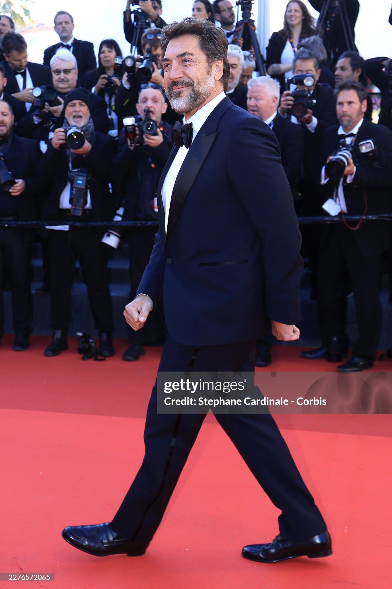 Thảm đỏ Cannes ng&agrave;y 5: "Chị đại" Chompoo Araya chiếm trọn spotlight, si&ecirc;u mẫu Nga ngang nhi&ecirc;n hở bạo phạm quy- Ảnh 30.
