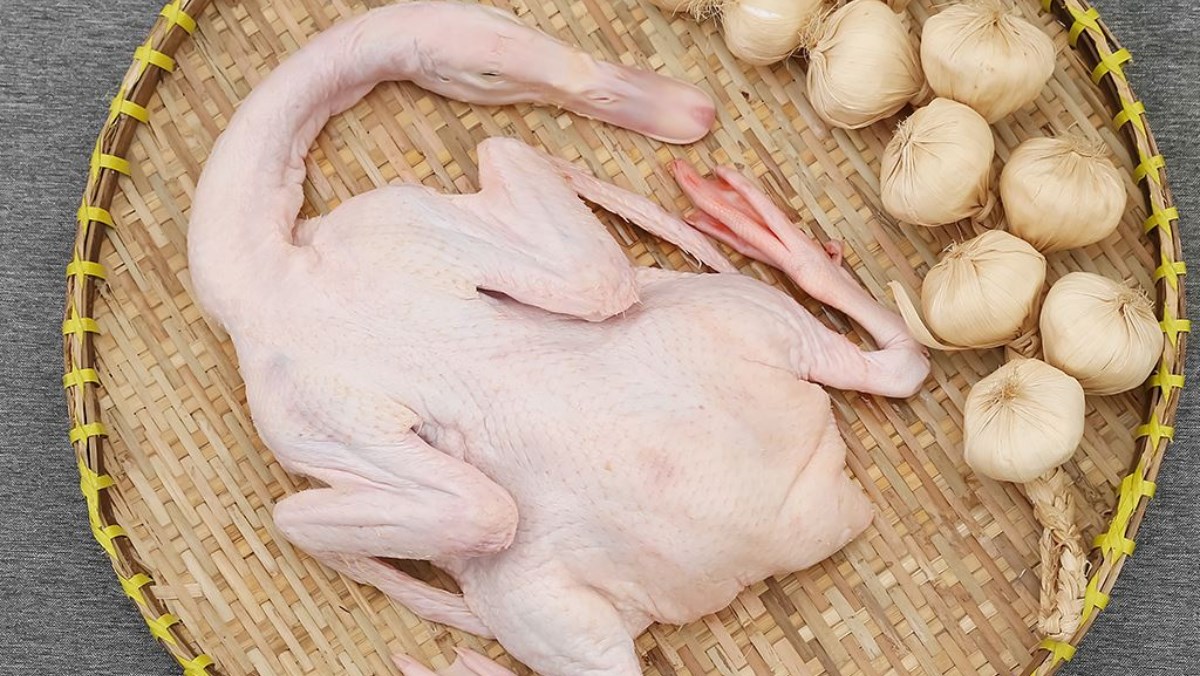 Kh&ocirc;ng phải thịt g&agrave; hay thịt b&ograve;, đ&acirc;y l&agrave; 3 m&oacute;n si&ecirc;u ngon từ 3 loại thịt bạn n&ecirc;n nấu cho gia đ&igrave;nh ăn v&agrave;o m&ugrave;a h&egrave;- Ảnh 12.