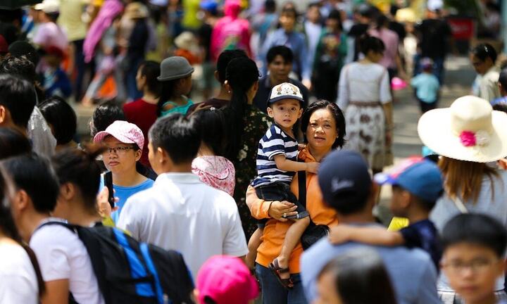 H&agrave; Nội đặt mục ti&ecirc;u d&acirc;n số kh&ocirc;ng qu&aacute; 20 triệu người, v&agrave;o top 10 thủ đ&ocirc; hạnh ph&uacute;c thế giới- Ảnh 1.