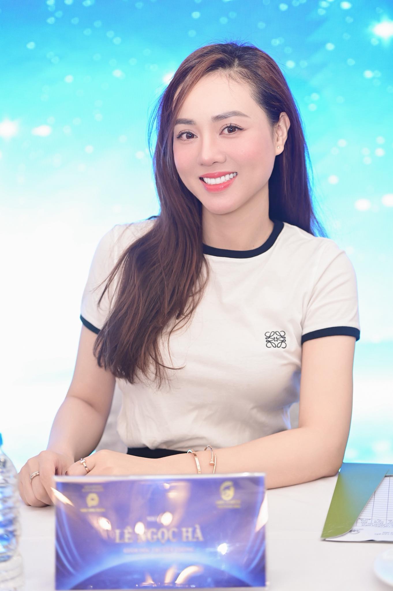 Vợ NS C&ocirc;ng L&yacute; uất ức nhắc thẳng 1 người lợi dụng h&igrave;nh ảnh chồng: "Bệnh tật vẫn bắt quay 10 clip/th&aacute;ng"- Ảnh 3.